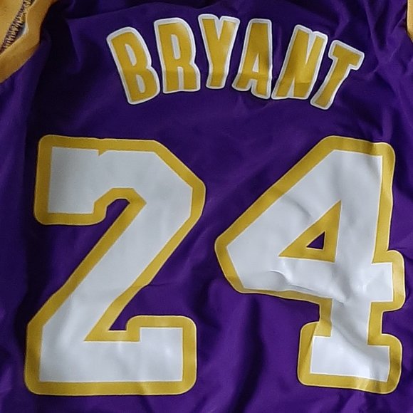 New Gorgeous Kobe Bryant Monokini. - Picture 7 of 9